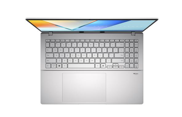 ASUS Vivobook S16 bočni pogled